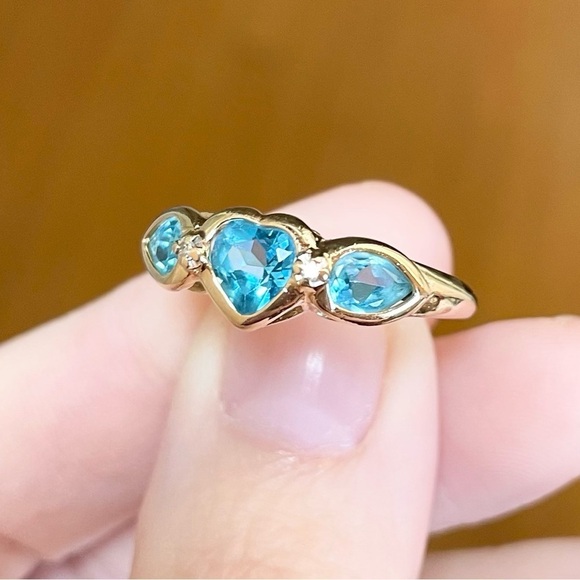 14K Swiss Blue Topaz Diamond Heart Marquis triplet solid yellow gold ring - Picture 5 of 10